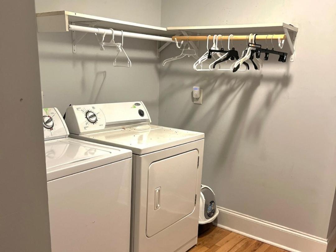 Budget Bed Room Near Downtown Inner Harbor W Free Parking ボルティモア エクステリア 写真